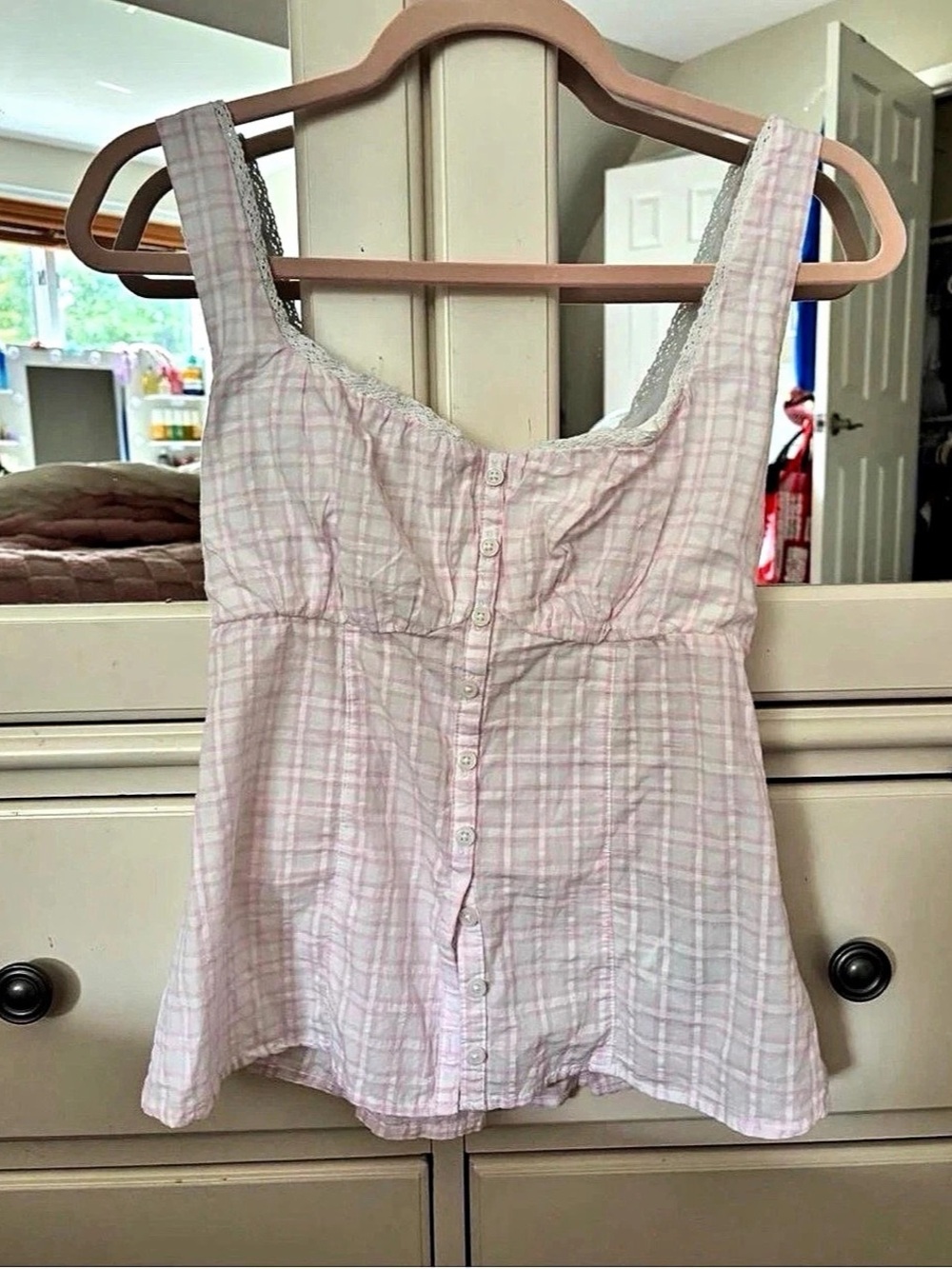 Hollister Plaid Tank Top in Pink & White Size Small